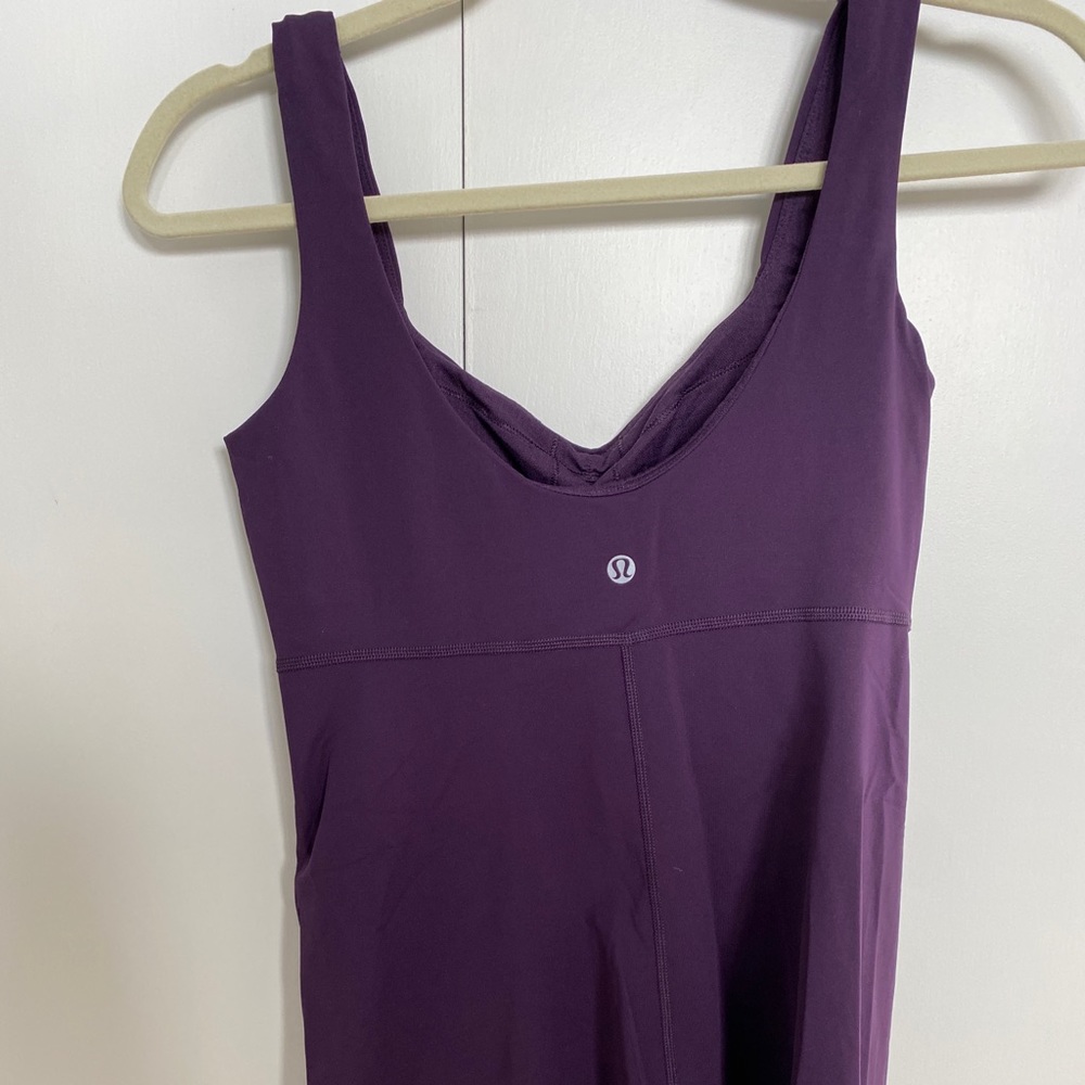 Lululemon top! 🍋